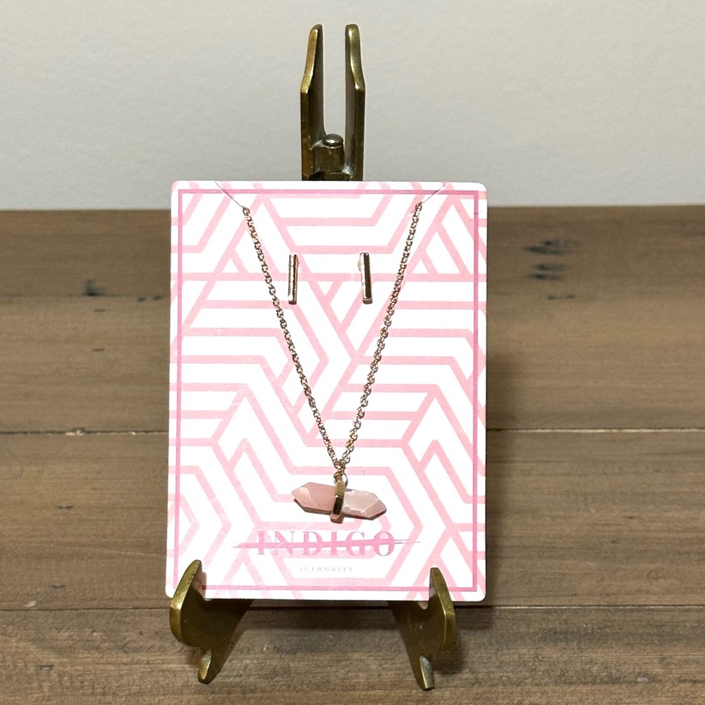 Indigo Authority necklace and earring duo. Pink Coral new in box